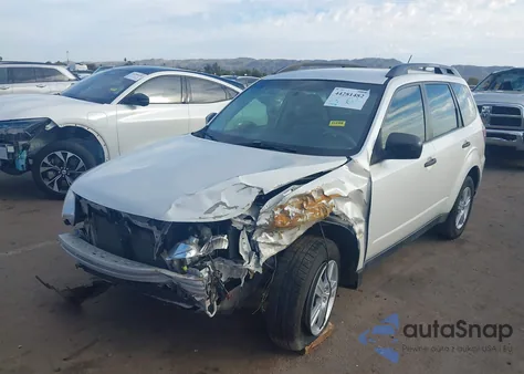 2011 Subaru Forester 2.5X z USA, uszkodzony, nr VIN JF2SHABC0BH711735